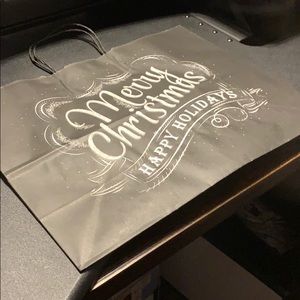 25 Christmas gift bags!